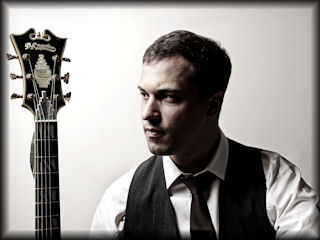 Ricardo Grilli is a guitar instructor at NY Ensemble Classes